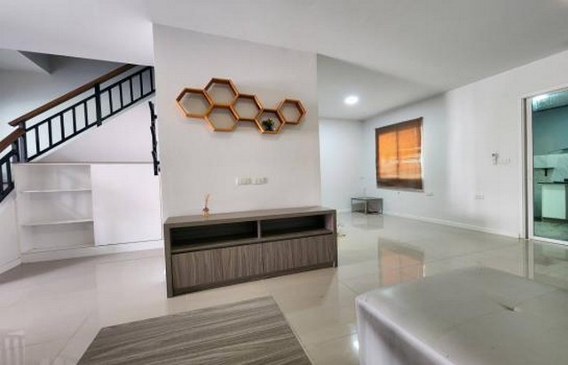 [OW6801]ให้เช่า ทาวน์โฮม หลังมุม The Verona เดอะ เวโรน่า พระราม 9-กรุงเทพกรีฑาพัฒนาชนบท 3 คลองสองต้นนุ่น เขตลาดกระบัง กรุงเทพกรีฑาตัดใหม่