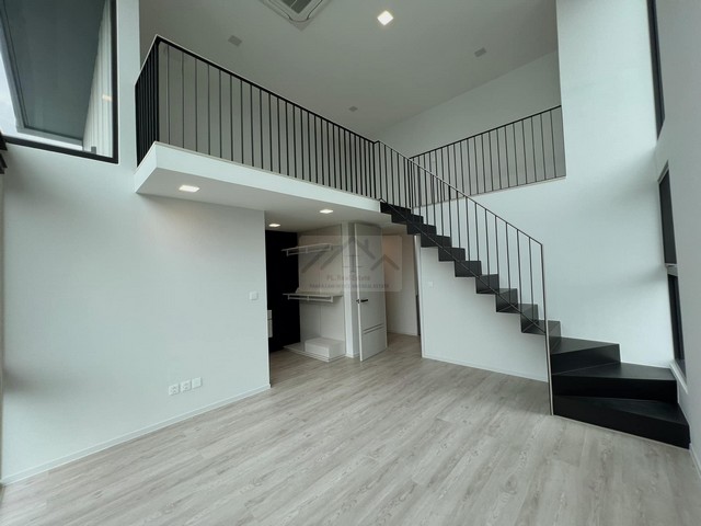 ขายบ้านเดี่ยว 3 ชั้น 421 ตรม. พร้อมลิฟท์ส่วนตัว โครงการ Vive กรุงเทพกรีฑา พร้อมเฟอร์นิเจอร์ ใกล้นานาชาติ Wellington **ขายพร้อมผู้เช่า