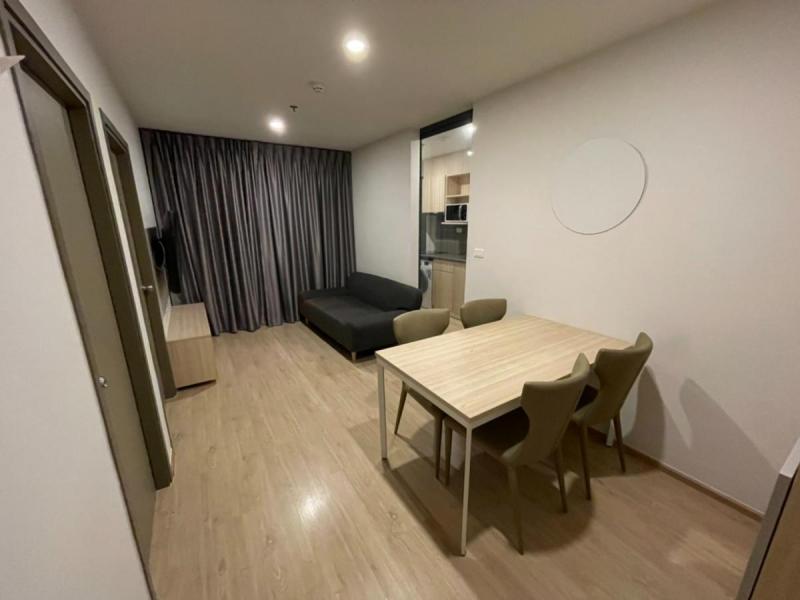 ขายด่วน!! Ideo O2 - 2 ห้องนอน ขนาด 47 ตร.ม. เฟอร์ครบ อยู่ใกล้ BTS บางนาราคาเพียง 4,800,000 บาท  ✅ โอนคนละครึ่ง*รายละเอียดห้อง*-ชั้นที่ : 26 -พื้นที่ใช้สอย : 47 ตรม-ตึก A-ห้องนอน : 2 ห้องห้องน้ำ : 1 ห้อง* สิ่งอำนวยความสะดวก ขายพร้อมมีเฟอร์นิเจอร์  เครื่องใช้ไฟฟ้า ครบ มีเครื่องซักผ้า* จุดเด่นน่าสนใจBTS รถไฟฟ้าบางนา BTSรถไฟฟ้าอุดมสุข BTSรถไฟฟ้าแบริ่ง ทางด่วนบางนา อัคนาทพลาซ่า สยามพาราไดซ์ไนท์บาซาร์