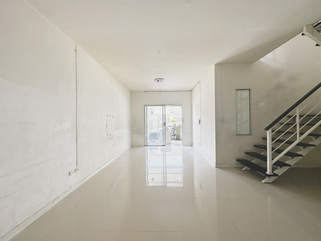 ขายทาวน์เฮ้าส์ บ้านพฤกษา รังสิต - คลอง 3 64/2 19 วา 3 นอน 2 น้ำ