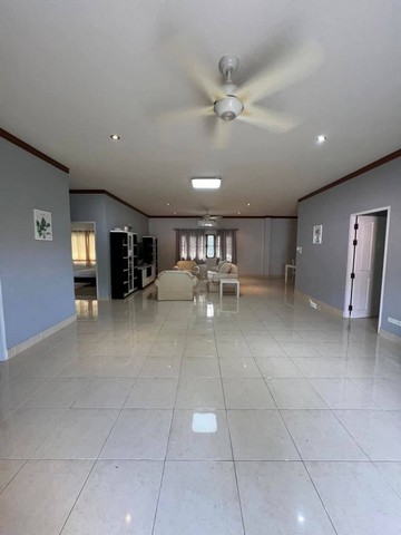 ให้เช่าพูลวิลล่าชั้นเดียว สนามหญ้ากว้าง หางดง