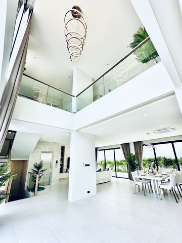 โครงการหรู ขายบ้านเดี่ยว ระดับ Super Luxury ตั้งอยู่ใจกลางเมืองภูเก็ต รัษฎา-บางชีเหล้า สไตล์ Modern Tropical พร้อมลิฟท์