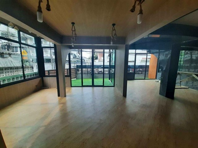 [OW6806]ให้เช่า 38k สำนักงาน พหลโยธิน47 เขตจตุจักร ทำเลดี เหมาะค้าขาย ร้านกาแฟ สำนักงาน ใกล้ BTSกรมป่าไม้ ต้อนรับสัตว์เลี้ยง