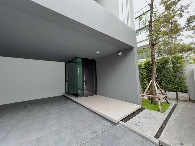 ขายบ้านเดี่ยว วีเว่ กรุงเทพกรีฑา ( VIVE Krungthep Kreetha ) ขนาด 81.60 ตร.ว. บ้านเดี่ยว 3 ชั้น พร้อมลิฟต์ส่วนตัว