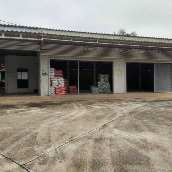 ขายบ้านเดี่ยวพร้อมที่ดินตั้งอยู่ที่ตำบลขุนกระทิงอำเภอเมืองชุมพรจังหวัดชุมพร