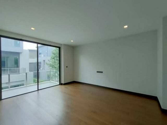 PN659HS1006 ขายบ้านเดี่ยว 3 ชั้น แกรนด์ บางกอก บูเลอวาร์ด ราชพฤกษ์ พระราม 5 พื้นที่ 76 ตรว 5นอน 6น้ำ