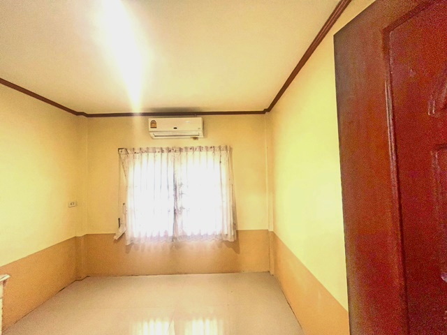 บ้านเดี่ยว 3นอน รามอินทรา 10-16 บิ๊กซี 1.6 กม. 2 น้ำ 55 ตร.วา.222 ตร.ม.มีเฟอร์ครบ ตลาดนัดเลียบด่วน  1.2 กม.. MRT มัยลาภ 0.8 กม.