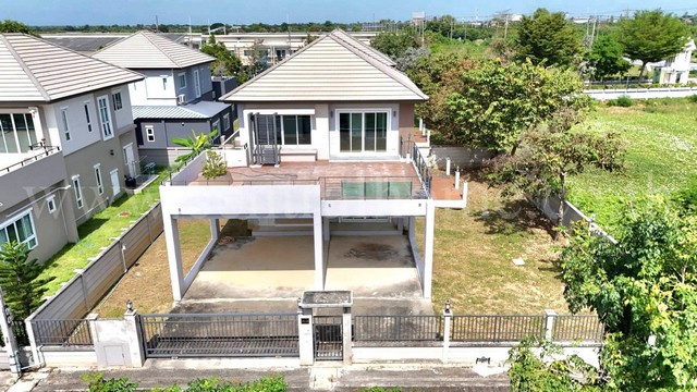 บ้านเดี่ยว 2 ชั้น โครงการ เดอะ พราว บียอนด์ นครปฐม อยู่ติดถนนใหญ่