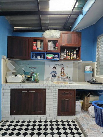 AOM 1461ขายบ้านเอื้ออาทร 2 ชั้น เอื้ออาทร หนองไม้แก่นต่อเติมเรียบร้อยทั้งหน้าบ้านและในครัวจะจอดรถในบ้านหรือข้างบ้านก็สะดวกสบาย ขนาด 21 ตร.วา 2 ห้องนอน 1 ห้องน้ำ ขาย 1.35 ลบ ค่าโอน 50 50ติดต่อขอรูปและรายละเอียดเพิ่มเติม  สนใจนัดชมสถานที่จริงContact คุณต๋อม 081-925-2443  , คุณต๋อย 086-542-7078LINE 081-925-2443   LINE 086-542-7078 อสังหาริมทรัพย์ ยินดีรับฝากขาย-เช่า อสังหาริมทรัพย์ทุกชนิด