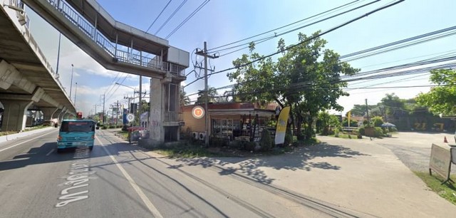 ขายที่ดิน ถนนบางนา-ตราด กม.10   เนื้อที่ 3-3-36 ไร่