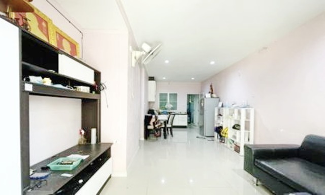 โกลเด้นท์ ซีเจ วิเศษสุขนคร 900ม.พันท้ายนรสิงห์  2ชั้น พระราม 2 ขาย-เช่าบ้าน หลังมุม  4นอน 3 น้ำ  22 ตร.วา.รร.วัดแสมดำ 1.9 กม.ให้เช่า  ขาย