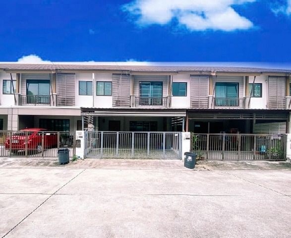 ให้เช่า ทาวน์เฮ้าส์ ในหมู่บ้านพฤกษาวิลล์ 73 ซอยพัฒนาการ 38 (อ่อนนุช 39/ศรีนครินทร์ 24) พระโขนง  กรุงเทพ