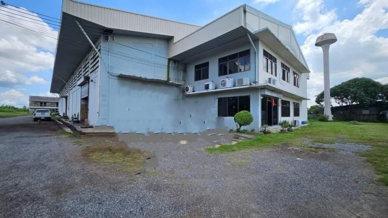 #ให้เช่าโกดังสำนักงานชลบุรี​#ให้เช่าโรงงานโกดังอมตะครพานทองชลบุรี????​ใกล้อมตะเฟส  7,8,9,10????พื้นที่โกดัง    650  ตรม.????พื้นรองรับน้ำหนักได้  3.ตัน????ไฟฟ้า 3เฟส (250​ KVA)????มีเครนพร้อมใช้งาน????มีอาคารสำนักงาน????พร้อมที่พักพนักงาน5-6​ ห้อง????ค่าเช่าเดือนละ 85,000 บาท ✴️เงื่อนไขการเช่า มัดจำ2เดือน ล่วงหน้า1เดือน (สัญญาเช่าขั้นต่ำ   3​  ปี​ )สนใจติดต่อ/นัดชม☎️081-4590982​ ลฎา☎️098-9955449AddLine​: ladapa23เพจ:ขายบ้า