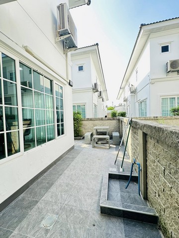 ให้เช่า บ้านเดี่ยว โกลเด้น นีโอ สุขุมวิท-ลาซาล ( Golden Neo Sukhumvit-Lasalle )  ขนาด 40 ตร.ว.  บ้านหรูสไตล์อังกฤษ