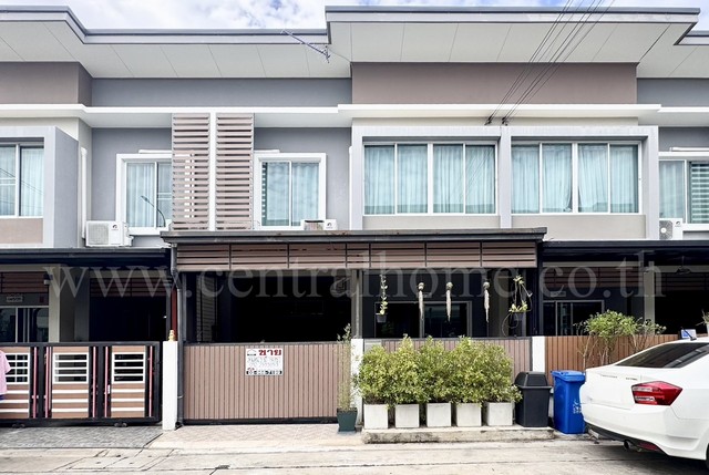 ทาวน์เฮาส์ หมู่บ้าน บัวทองธานี ไพร์ม Buathongthani Prime