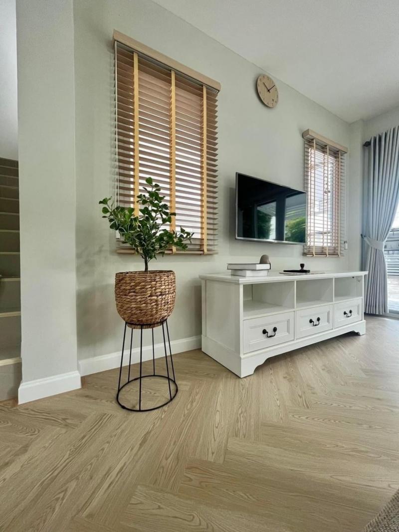 ให้เช่า 29,500 บาท/เดือน ขาย 4 ล้าน 38.4 ตรว. The Urbana 2 บ้านเดี่ยว 2 ชั้น ใกล้เมือง เดินทางสะดวก พร้อมเข้าอยู่ เป็นส่วนตัว เงียบสงบ