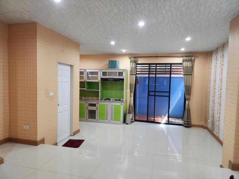 BH3312 ให้เช่าโฮมออฟฟิศ 3 ชั้น หมู่บ้านสารินวิซ แบริ่ง ใกล้ BTS แบริ่ง