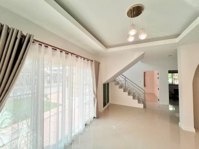 ขายด่วน บ้านเดี่ยว 2 ชั้น น้ำไม่ท่วม บ่อสร้างแกรนด์วิลล์4 ดอยสะเก็ด