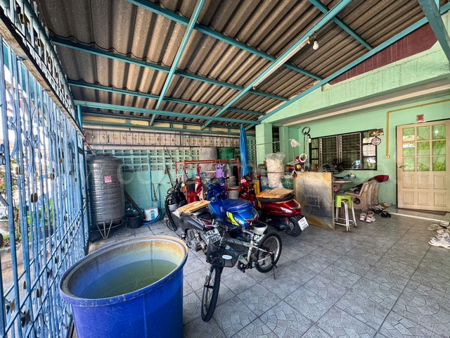 บ้านแฝด 2 ชั้น หมู่บ้านพระปิ่น 7 เฟส 3 คลอง 1 - ปทุมธานี