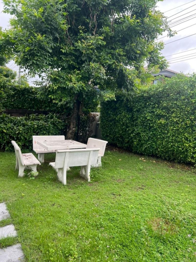 โปรอยู่ฟรี 3 เดือน #บุราสิริ #สันผีเสื้อ ขายเพียง 6.8 ล้าน 67.20 ตรว. บ้านเดี่ยว 2 ชั้น สไตล์โมเดิร์นล้านนา ร่มรื่น เข้าเมืองเพียง 15 นาที