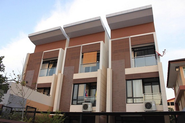  ให้เช่าโฮมออฟฟิศสไตล์โมเดิร์น ทำเลใจกลางเมือง ใกล้btsอารีย์ ใกล้ทางด่วน อยู่ในซอยอารีย์สัมพันธ์ 7