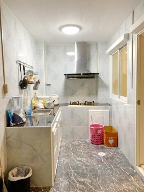 เฟอร์ เครื่องใช้ไฟฟ้า รามคำแหง164 วงแหวน มิสทีน ทาวน์เฮาส์ 2 ชั้น โลตัส 1 กม  4 นอน 2 นํ้า 22 ตร.วา.140 ตร.ม. สระว่ายน้ำ ฟิตเนส 3 อร์