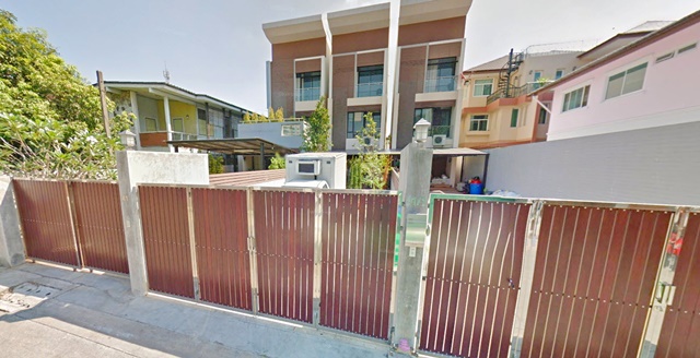 สนามเป้า ทำเลดีที่สุด ใหญ่มาก BTSอารีย์  7-11 ให้เช่าออฟฟิศโมเดิร์น 3ชั้น 78,999 B-M ทาวน์โฮม  อารีย์สัมพันธ์  55 ตรว. 4นอน 3น้ำ305ตรม. แอร์ 4ตัว 6จอดรถSanamPao BTS Aree! 7-11 For Rent HomeOffice 3Stories in CBD Biggest  79,899B-M Soi Areesumpan 55Sqwa 305Sqm. 4Bed 3Toliet 4A/C 6Parkingพหลโยธิน3-7  อารีย์สัมพันธ์ แขวง สามเสนใน เขตพญาไท กรุงเทพมหานคร 1040050ตรว. 300ตรม.50 Sqwa 300 Sqm.ใกล้ทางด่วน รายละเอียดเพิ่มเติม : - 4 ห้องนอน - 3 ห้องน้ำ - 1 ห้องแม่บ้าน-  มีครัวไทย&ครัวฝรั่ง - จอดรถได้6คัน 