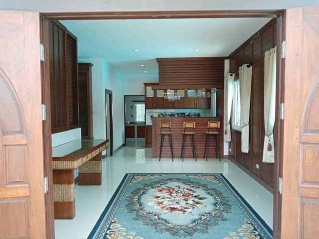 พูลวิลล่าหลังใหญ่ 2 ชั้น เนื้อที่กว้าง เฟอร์ครบ บรรยายกาศดี โซนแม่ริม