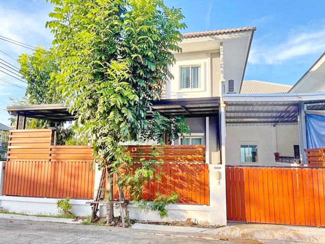 ถูกที่สุดในโลก วัดศรีวารีน้อย 900 ม. ให้เช่าบ้านเดี่ยว 2 ชั้น หลังมุม โลตัส 3นอน 2 น้ำ 1แอร์ 50ตร.วา.160ตร.ม.ตลาดนัดพูลเจริญ 5.1 กม.