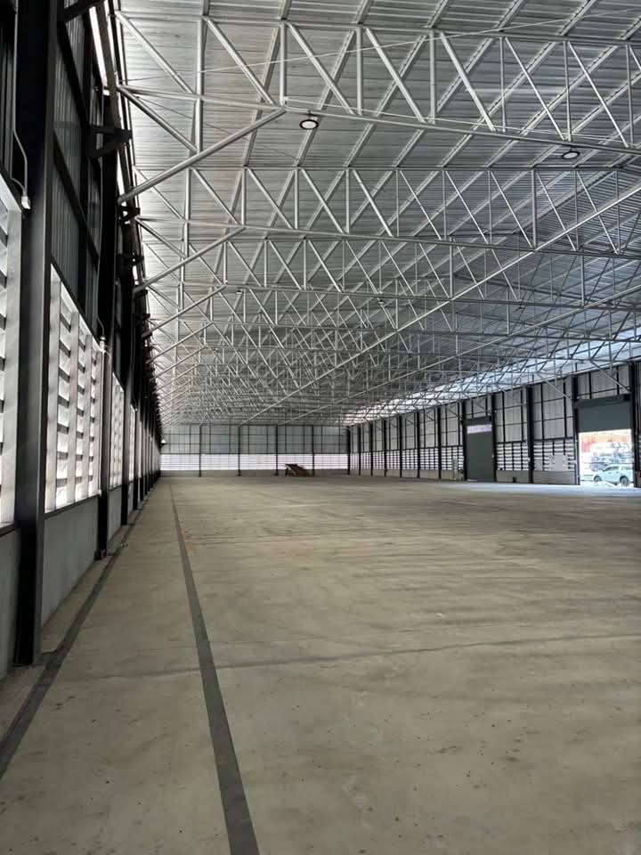 ให้เช่าโกดังคลังสินค้า พื้นที่ขนาด 1,800 ตรม 3,000 ตรม  พื้นที่สีเหลือง  ​EEC  พนานิคม นิคมพัฒนา ระยอง