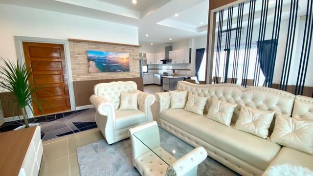 ขายราคาพิเศษ ขายด่วน! พูลวิลล่า เดอะบลิส ห้วยใหญ่ พัทยา TP-H0829