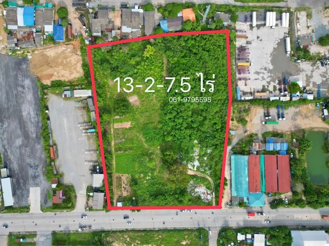 TEL : 092-288 9359 คุณดนิตาLine : https://line.me/ti/p/yxo92dHWP1ที่ดินทำเลดี ใกล้ท่าเรือแหลมฉบังเสนอที่ดิน ในแหลมฉบับ ศรีราชา ใกล้เทคโนแหลมฉบัง ห่างจากท่าเรือ ประมาณ 1 กม.ตาSางวาละ 20,000 บาท(คชจ.โอนทั้งหมด คนละครึ่ง)เนื้อที่ 13-2-7.5ไร่ [5,407.5 ตารางวา]ทำเลดี ด้านหน้าถนนกว้าง รถหัวลากเข้าออกสะดวกF-A12 