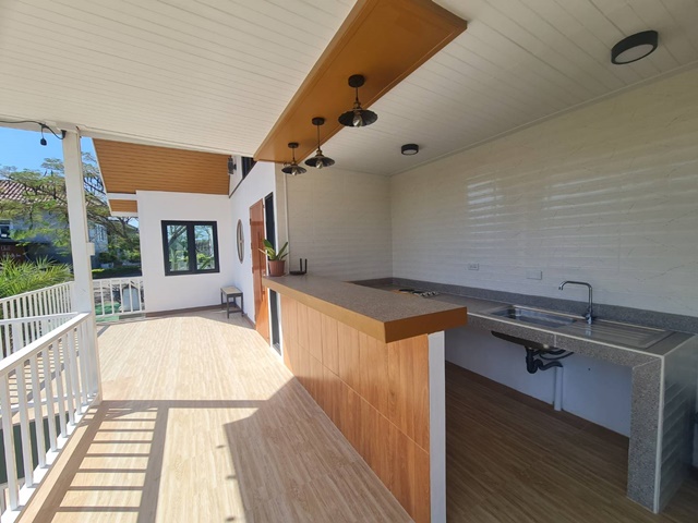 ทองสมบูรณ์คลับ 7 กม.อุปกรณ์ครัวครบครัน ปากช่อง-เขาใหญ่   บ้านพักตากอากาศ 2 นอน 2 น้ำ ห่างไกลความวุ่นวาย 50 ตร.วา.220 ตร.ม. ตลาดไนท์ ปากช่อง