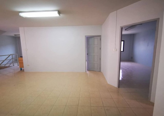 ให้เช่าโรงงาน พร้อมออฟฟิศ 3 ชั้น 1000 ตรม.โครงการ อรุณสุนทรีแฟคตอรี่แลนด์  ถนนสาย 345