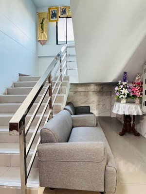 ขายอพาร์ตเม้นท์ 4 ชั้น ตึกใหม่ Yield 12% คุ้มค่าการลงทุน คืนทุนเร็ว ทำเลทอง อยู่ในแหล่งชุมชน เคหะร่มเกล้า คลองสองต้นนุ่น ลาดกระบัง กทม