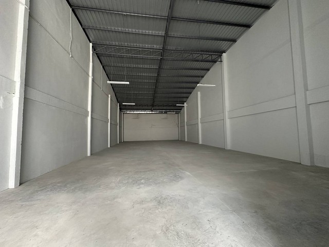 เช่าโกดัง พร้อมใช้งาน พันท้ายนรสิงห์ อำเภอเมืองสมุทรสาคร  จังหวัดสุมทรสาคร