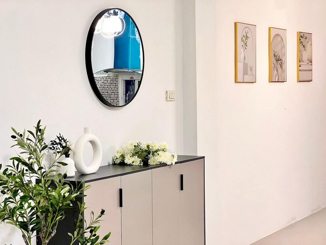 ทาวน์โฮมขนาดใหญ่ 3 ชั้น   พื้นที่ในบ้านกว้างกว่าบ้านเดี่ยว