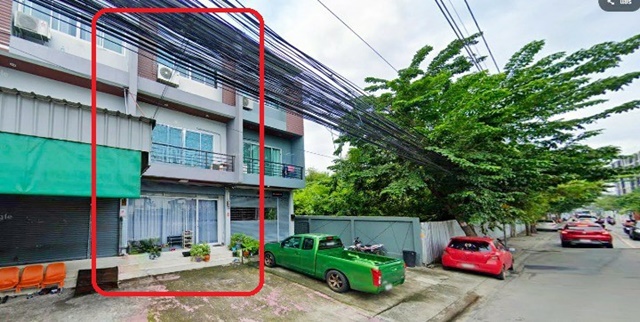 แยกหลักสี่-แจ้งวัฒนะ เดินทางสะดวก MRT หลักสี่ 900 ม. ไอที สแควร์ ตลาดทุ่งสองห้อง 900 ม.ขาย เช่า อาคารพาณิชย์หลักสี่ 3 ชั้น ห้องสวย 4 นอน 3 น้ำ เหมาะกับทำสำนักงาน ค้าขาย พักอาศัย 200 ตร.ม. 26 ตร.วา.รร.นานาชาติฮาร์โรว์ 1.6 กม.ให้เช่า 24,999 B-M ขาย 9.9 ล้านบาท แม็กซ์แวลู หลักสี่ 1.3 กม. แหล่งช้อปปิ้งMRT LakSi 900m.IT Square Lak Si-Chaeng Watthana Intersection For sale for rent LakSi commercial building 3-storey beautiful room 4 bed 3 bath suitable for office business residence 200 sq.m. 26 sq.wa. Harrow International School 1.6 km. For rent 24,999 B-M For sale 9.9