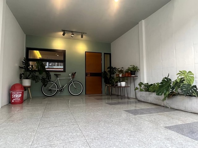 P211 ให้เช่าทาวน์เฮ้าส์ 2 ชั้น หมู่บ้านคลองจั่นวิลล่า 2 ซอยนวมินทร์149  ตกแต่งสวย พร้อมเข้าอยู่