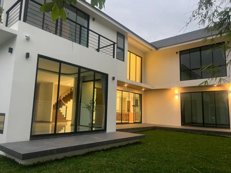 โซนแม่เหียะ บ้านสวยสร้างใหม่ 8.99 ล้าน 119 ตรว. 4 นอน 5 น้ำ บ้าน 2 ชั้น สไตล์โมเดิร์น ตกแต่งสวย ทันสมัย บรรยกาศดี ใกล้เมือง เดินทางสะดวก