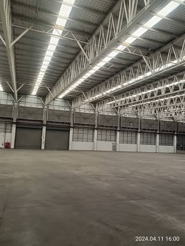 ให้เช่าโรงงานคลังสินค้าอำเภอเมืองสมุทรสาคร ให้เช่าโรงงาน/#คลังสินค้า พื้นที่ขนาด 3,528 ตร.ม  ว่าง​ 3​  โรง​