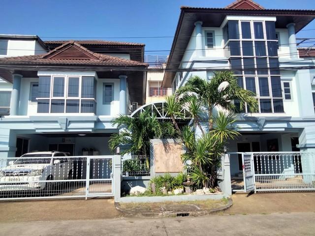 ขายบ้านเดี่ยว3ชั้น 110 ตร.ว.ย่านนาคนิวาสลาดพร้าว71โชคชัย4ใกล้เลียบด่วนMRTลาดพร้าว71สตรีวิทยา