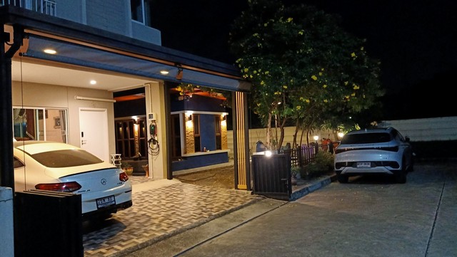 รหัสC6570 ขายบ้านเดี่ยว 2ชั้น หลังมุม ติดสนามกอล์ฟ รอยัล ลาดกระบัง หมู่บ้านเดอะแพลนท์ อ่อนนุช-มอเตอร์เวย์ 