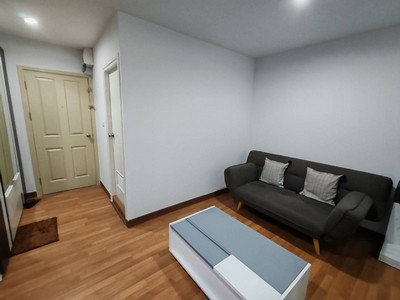 ห้องไม่เคยเข้าอยู่ !!! ขายคอนโด รีเจ้นท์ โฮม บางซ่อน 27 (Regent Home Bangson Phase 27) ขนาด 28.12 ตร.ม. ชั้น 11 สภาพห้องใหม่เหมือนมือหนึ่ง เฟอร์ครบ แอร์ 2 ตัว พร้อมหิ้วกระเป๋าเข้าอยู่ได้เลย.ที่ตั้งโครงการ : ถ. กรุงเทพ - นนทบุรี แขวงบางซื่อ เขตบางซื่อ กรุงเทพมหานคร 10800.Google Maps : https://maps.app.goo.gl/n4umHTyXeZUVUUgb6.รายละเอียดห้อง- ขนาดพื้นที่ 28.12 ตร.ม.- อาคาร เอ ชั้น 11-  ทีวี- เครื่องทำน้ำอุ่น- ไมโครเวฟ- ตู้เย็น- แอร์ 2 ตัว- สภาพห้