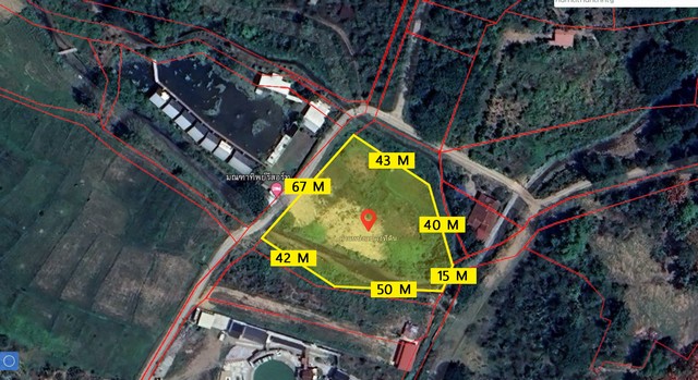 ขายที่ดินสถานที่ตั้ง อ.จอมทองจำนวน : 2 ไร่ 2 งาน 50 ตร.ว.ราคาขาย : 3,500,000.-/ยกเเปลงเอกสาร : โฉนดพร้อมโอน กู้ธนาคารได้.#รายละเอียดที่ดิน : ที่ดินปรับถมเรียบร้อยหน้ากว้างที่ดินประมาณ 67 ม.ด้านข้างและหลังติดลำน้ำ น้ำไหลผ่านดีตลอดปี.#สถานที่ใกล้เคียง : มณฑาทิพย์ รีสอร์ท เทศบาลบ้านหลวง ใกล้ศูนย์ราชการ โรงพยาบาล โรงเรียนประถมและมัธยม ประจำอำเภอ ม.เทคโนโลยีราชมงคลล้านนา น้ำต�