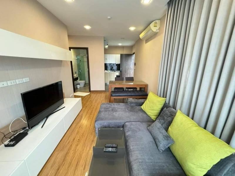 Stylish Condo ขายพร้อมผู้เช่า 5.99 ล้าน 68.05 ตรม. 2 นอน 2 น้ำ ทำเลทอง เฟอร์นิเจอร์ครบ (สัญญาหมด 25 พ.ย. 68) ฮวงจุ้ยดี อยู่แล้วรวย