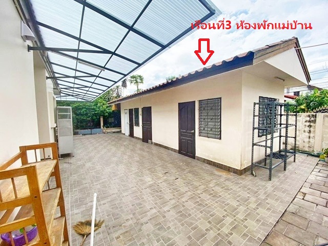 ใหญ่ กว้างมาก ซาฟารีเวิลด์ คู้บอน ให้เช่าคฤหาสน์ บ้านเดี่ยว 2 ชั้น รักสัตว์ 184ตรว. 280ตรม.แฟชั่นไอส์แลนด์ 6นอน 3น้ำ 3จอดรถ 6แอร์ ติดถนน