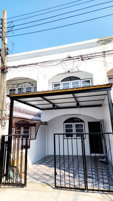 Central EastVille ซ.คลองลำเจียก เลียบทางด่วน ให้เช่าทาวน์เฮ้าส์ 2ชั้น นวลจันทร์  17 ตรว. 2นอน 2น้ำ รพ.นวเวช ถนนเกษตร-นวมินทร์