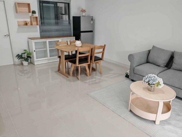รหัสทรัพย์ R3233 ให้เช่า ทาวน์โฮม​ 2ชั้น โครงการ พลีโน่ สุขุมวิท บางนา2 (บ้านใหม่)​