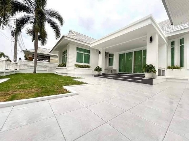  AOM 1577บ้านเช่า ให้เช่า พรประภานิมิตร3ห้องนอน 2 ห้องน้ำ เฟอร์ครบ ใน หมู่บ้าน เช่า 50,000  สัญญารายปี ประกัน 2 เดือน ล่วงหน้า 1 เดือน ติดต่อขอรูปและรายละเอียดเพิ่มเติม  สนใจนัดชมสถานที่จริงContact คุณต๋อม 081-925-2443   คุณต๋อย 086-542-7078LINE 081-925-2443   LINE 086-542-7078 อสังหาริมทรัพย์ ยินดีรับฝากขาย-เช่า อสังหาริมทรัพย์ทุกชนิด